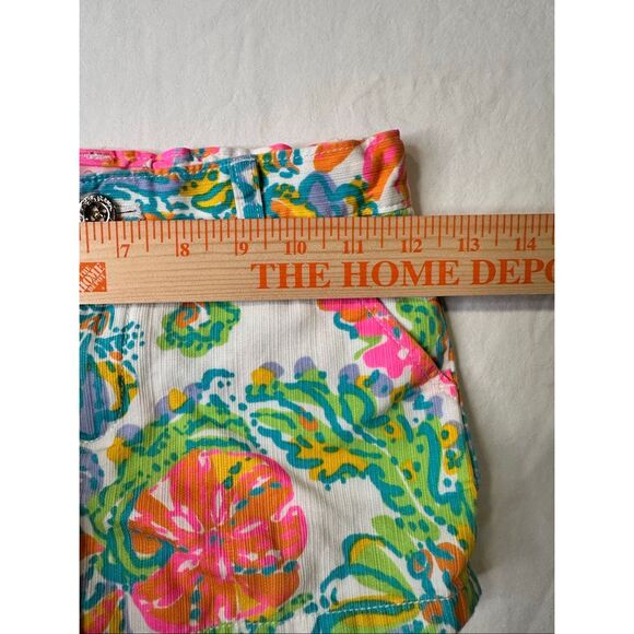 Lilly Pulitzer Girls Shorts in Floral Classic Lilly Print Cotton, Size 8 - Picture 2 of 6